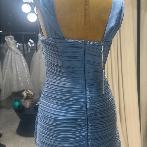 Baby blue bandage ruffled evening gown - Picture 5 of 8